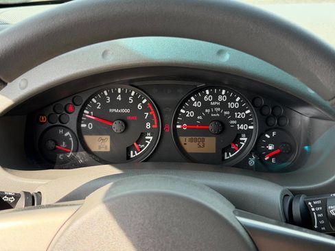 Used 2005 Nissan Frontier SE w/ (P01) Power Pkg AWD/4WD image 36