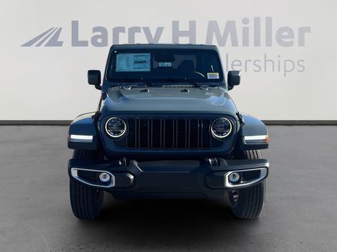 New 2026 Jeep Gladiator Sport image 8