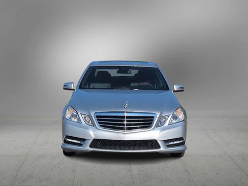 Used 2012 Mercedes-Benz E 350 4MATIC Sedan image 3