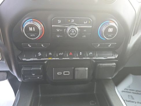 Used 2020 Chevrolet Silverado 1500 LT Trail Boss image 16