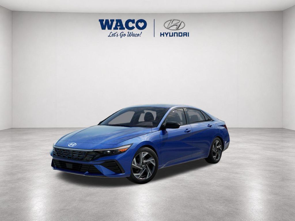 Used 2026 Hyundai Elantra SEL Sport Premium FWD image 3