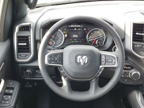 New 2026 RAM 1500 4x4 Crew Cab image 7