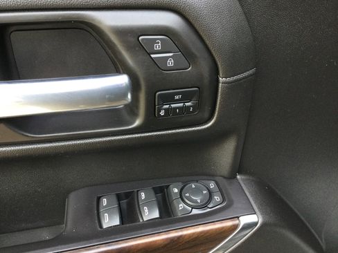 Used 2021 GMC Sierra 1500 SLT image 9