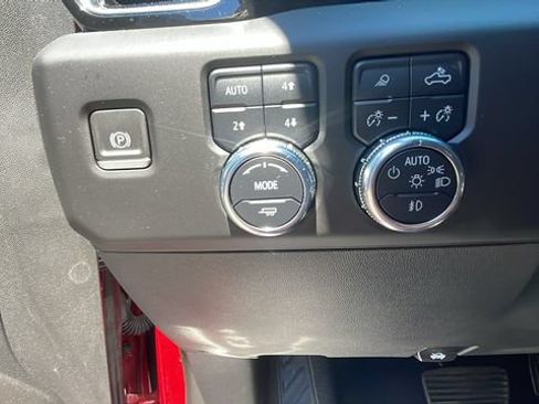 Used 2023 GMC Sierra 1500 Denali AWD/4WD image 21