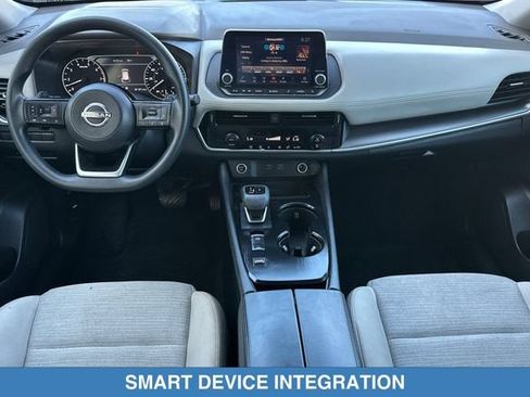 Used 2022 Nissan Rogue SV FWD image 14
