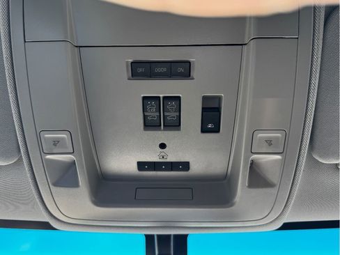 Used 2015 GMC Sierra 2500 SLT image 15