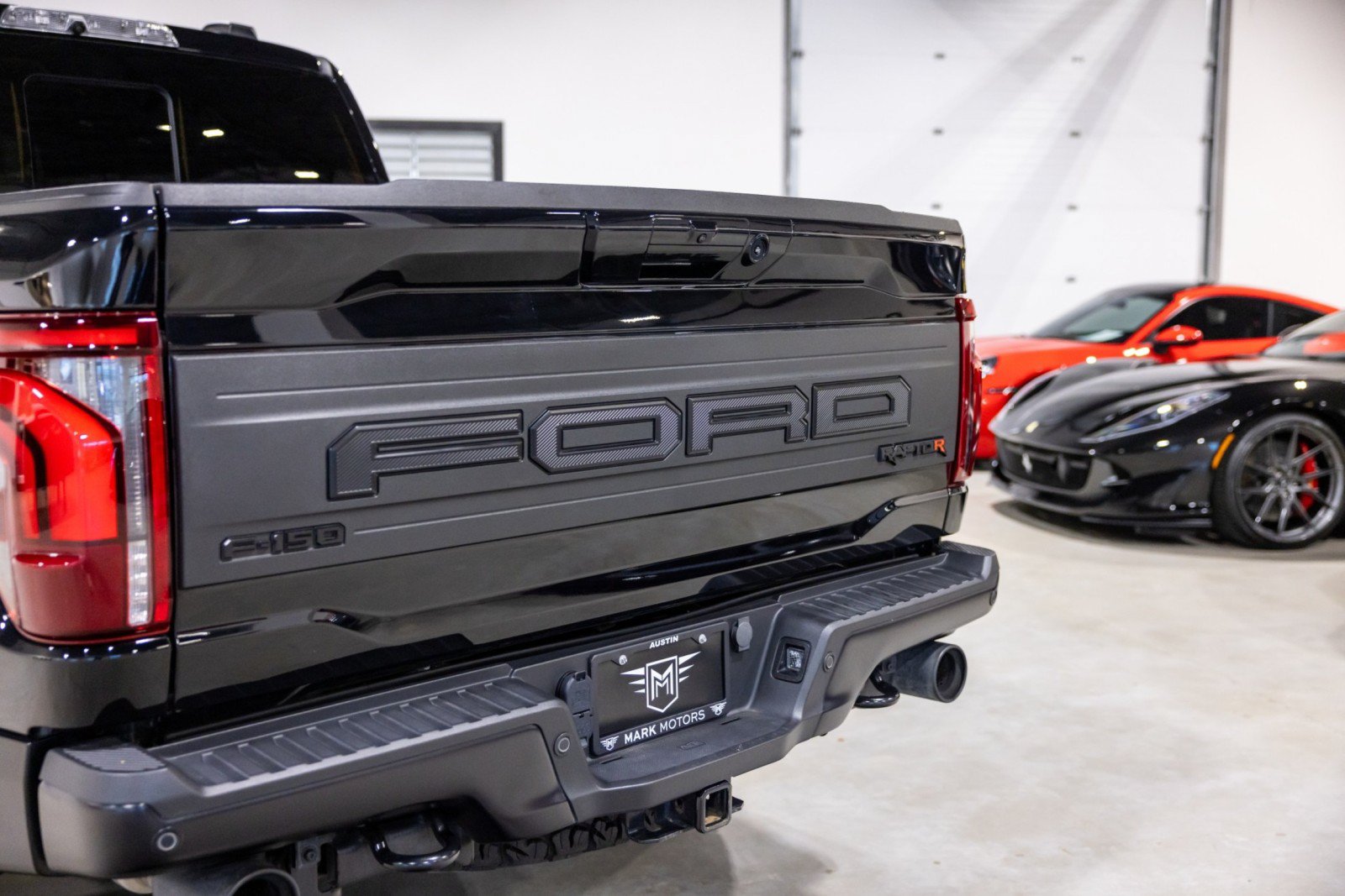 Used 2025 Ford F150 Raptor w/ Equipment Group 803A Raptor R AWD/4WD image 15