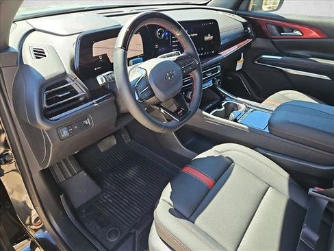 New 2026 Chevrolet Traverse RS image 3