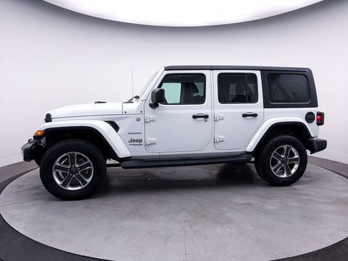 Used 2019 Jeep Wrangler Unlimited Sahara AWD/4WD image 37