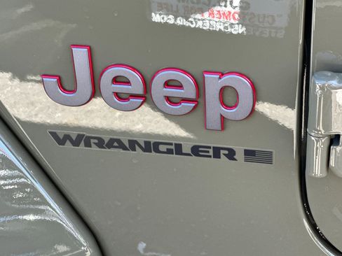 New 2026 Jeep Wrangler Unlimited Rubicon image 25