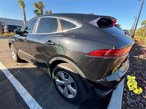 Used 2018 Jaguar E-PACE R-Dynamic S image 4