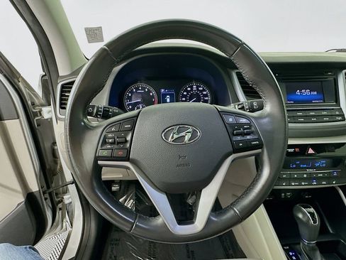 Used 2017 Hyundai Tucson Value AWD/4WD image 12