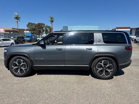 Used 2024 Rivian R1S Adventure AWD/4WD image 8