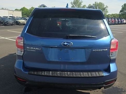 Used 2018 Subaru Forester 2.5i Premium AWD/4WD image 5