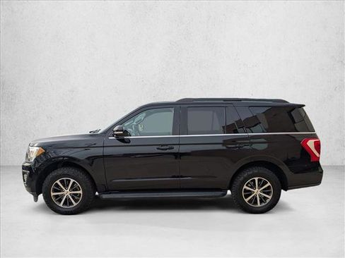 Used 2019 Ford Expedition XLT w/ Equipment Group 201A image 4