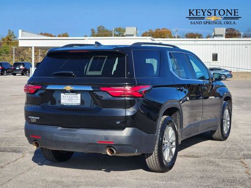 Used 2023 Chevrolet Traverse LT image 5