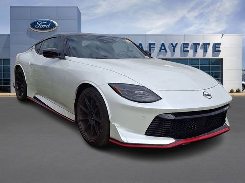Used 2024 Nissan Z NISMO w/ Floor Mat Package RWD image 1