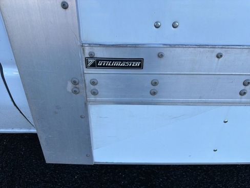 Used 2021 Ford E-350 and Econoline 350 Super Duty w/ Power Windows & Locks Group image 13