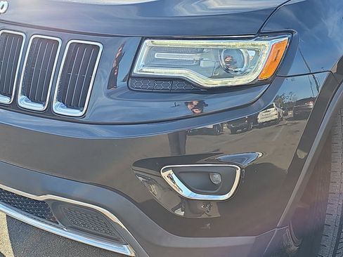 Used 2016 Jeep Grand Cherokee Limited w/ Luxury Group II image 35