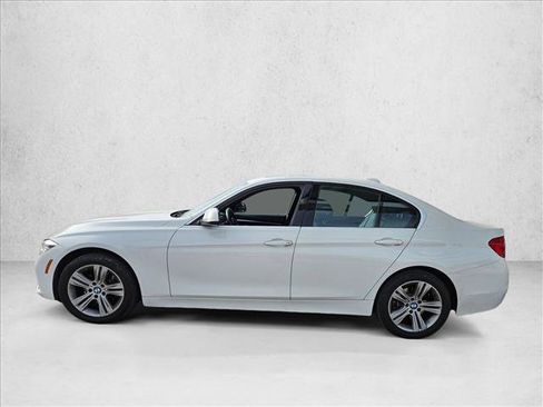 Used 2018 BMW 330i xDrive Sedan image 8
