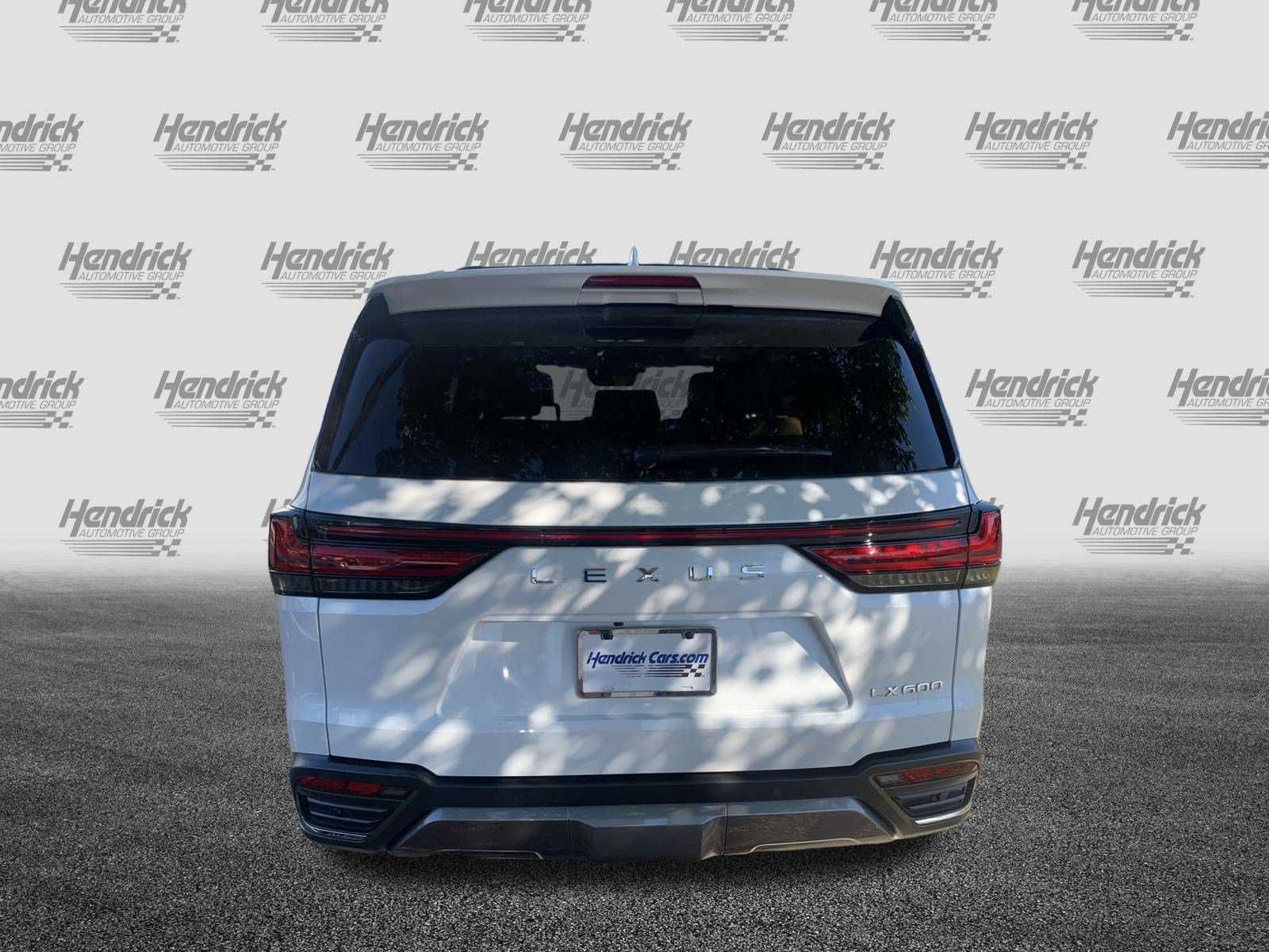 Used 2023 Lexus LX 600 4WD w/ Luxury Package image 9