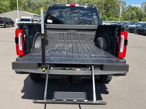 New 2026 Ford F250 Platinum AWD/4WD image 14
