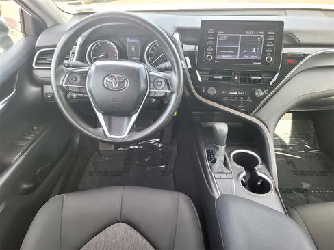 Used 2024 Toyota Camry LE image 12