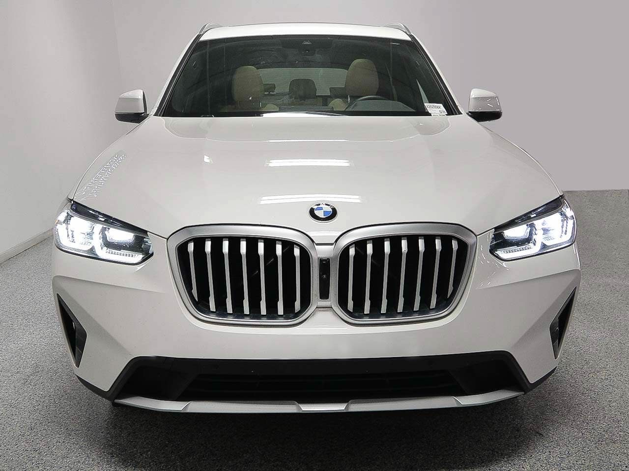 Used 2024 BMW X3 xDrive30i w/ Convenience Package w/ZPA AWD/4WD image 2