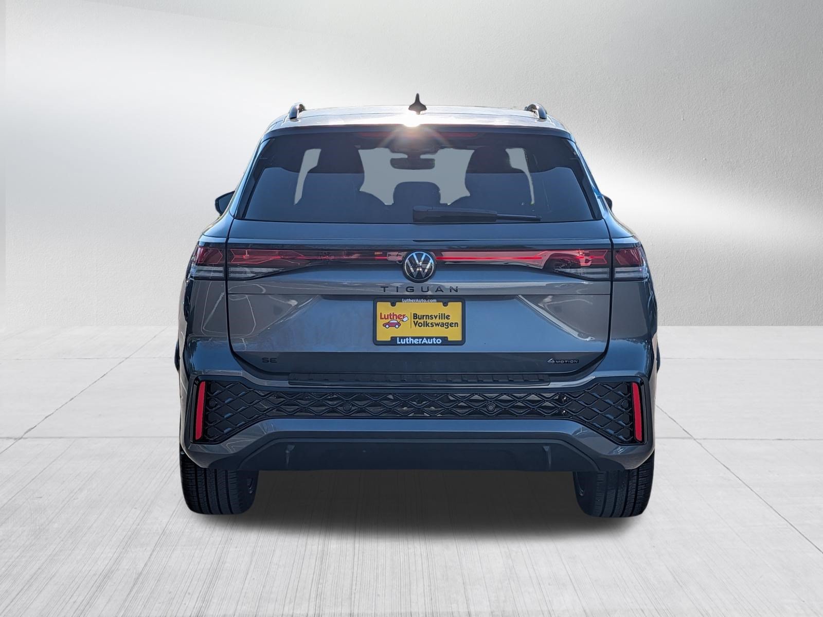 Certified 2026 Volkswagen Tiguan SE R-Line AWD/4WD image 6