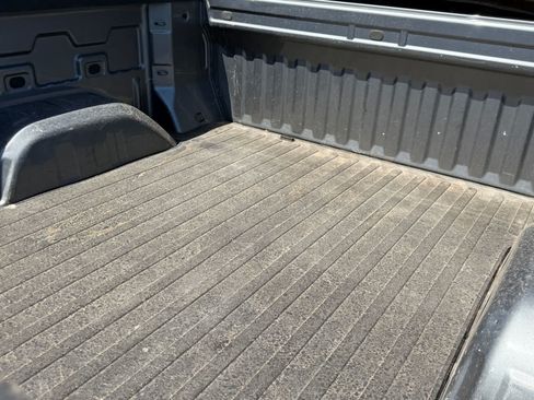 Used 2021 Chevrolet Silverado 1500 Custom RWD image 9