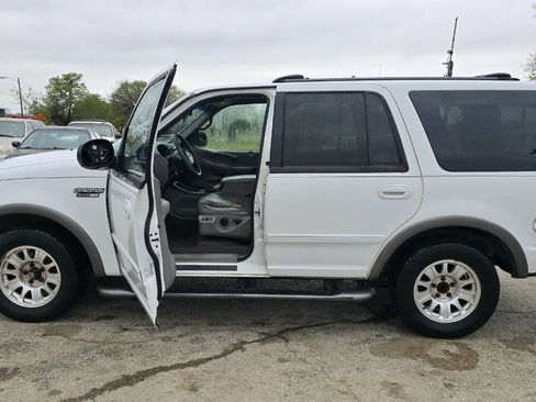 Used 2000 Ford Expedition XLT image 3