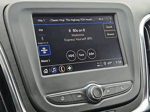 Used 2022 Chevrolet Equinox LT image 14