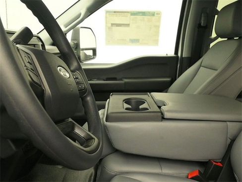 New 2026 Ford F450 XL w/ XL Chrome Package image 19