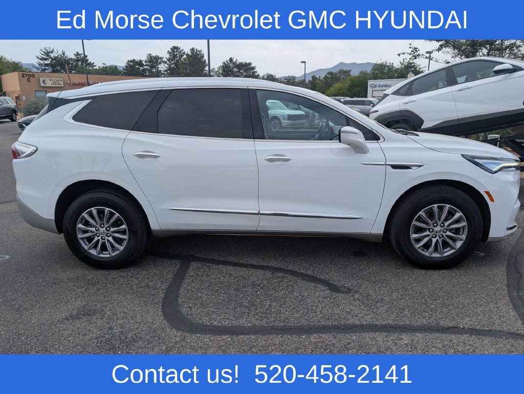 Used 2024 Buick Enclave Premium AWD/4WD image 6