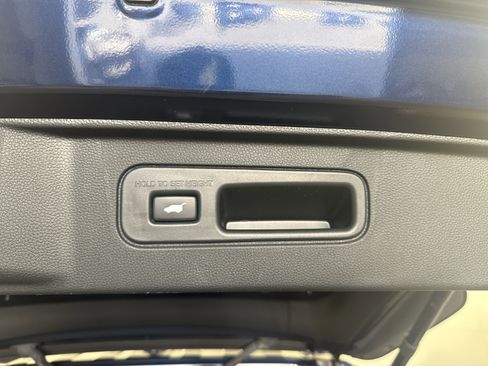 Certified 2023 Honda Pilot Touring image 18