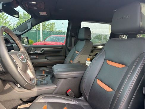Certified 2024 GMC Sierra 1500 AT4 w/ AT4 Premium Package AWD/4WD image 14