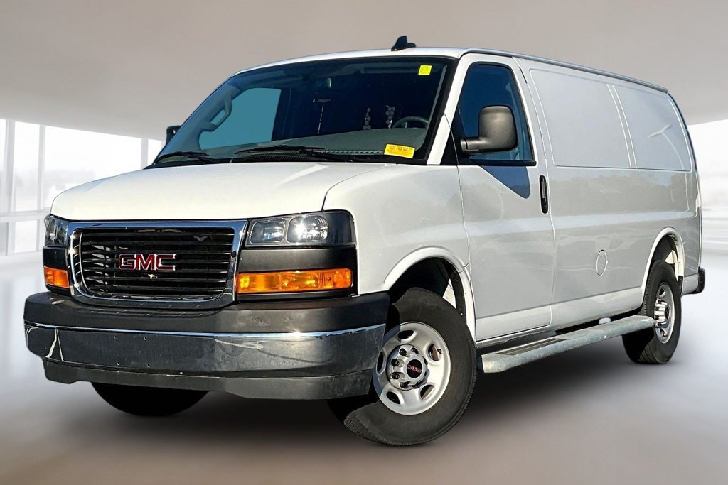 Used 2025 GMC Savana 2500 w/ Driver Convenience Package RWD image 3