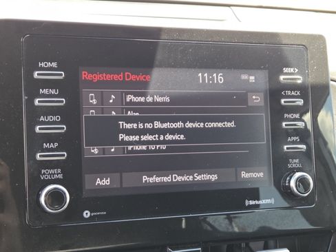 Used 2021 Toyota Camry SE FWD image 4