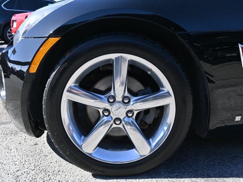Used 2009 Pontiac Solstice GXP w/ Premium Package RWD image 9
