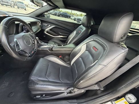Used 2019 Chevrolet Camaro SS RWD image 16