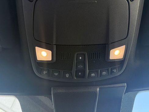 Used 2020 Ford F150 Lariat w/ Equipment Group 502A Luxury AWD/4WD image 34