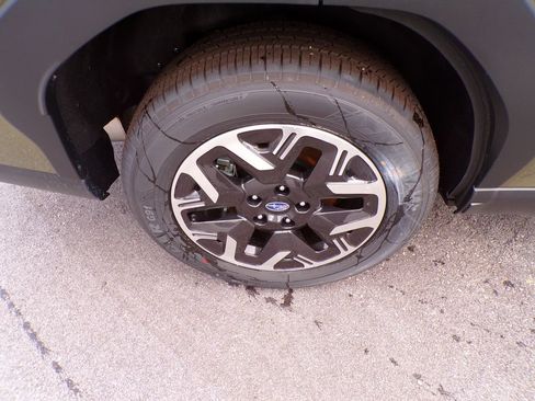 Certified 2026 Subaru Forester Premium AWD/4WD image 7