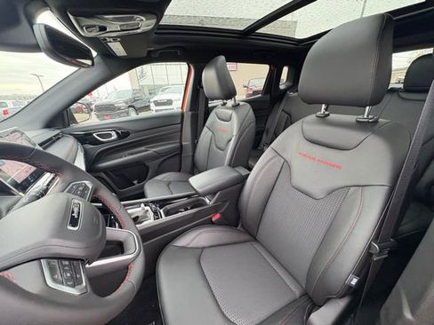 New 2026 Jeep Compass Trailhawk image 12