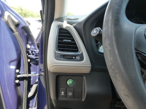 Used 2016 Honda HR-V EX image 17