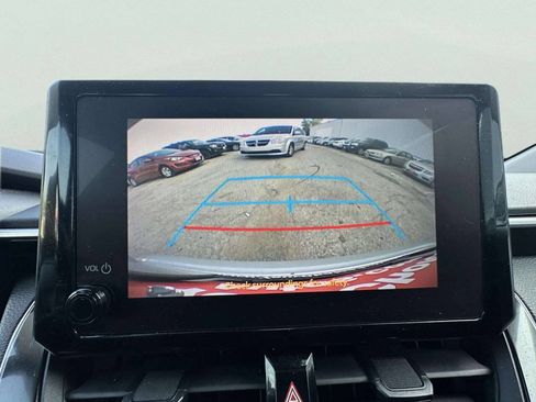 Used 2023 Toyota Corolla LE FWD image 11