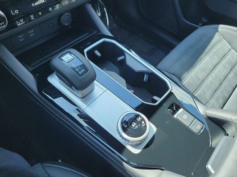 New 2026 Mitsubishi Outlander SE FWD image 32