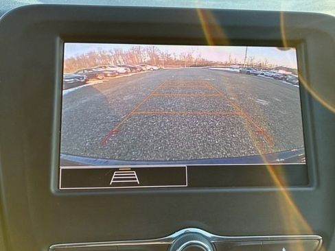 Used 2022 Chevrolet Equinox RS w/ LPO, Floor Liner Package image 9