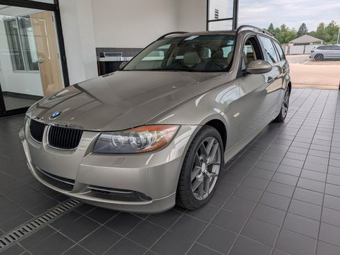 Used 2008 BMW 328xi Wagon AWD/4WD image 6