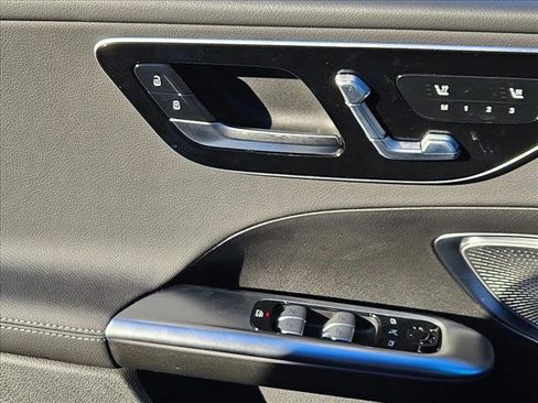 Certified 2026 Mercedes-Benz C 300 Sedan image 7