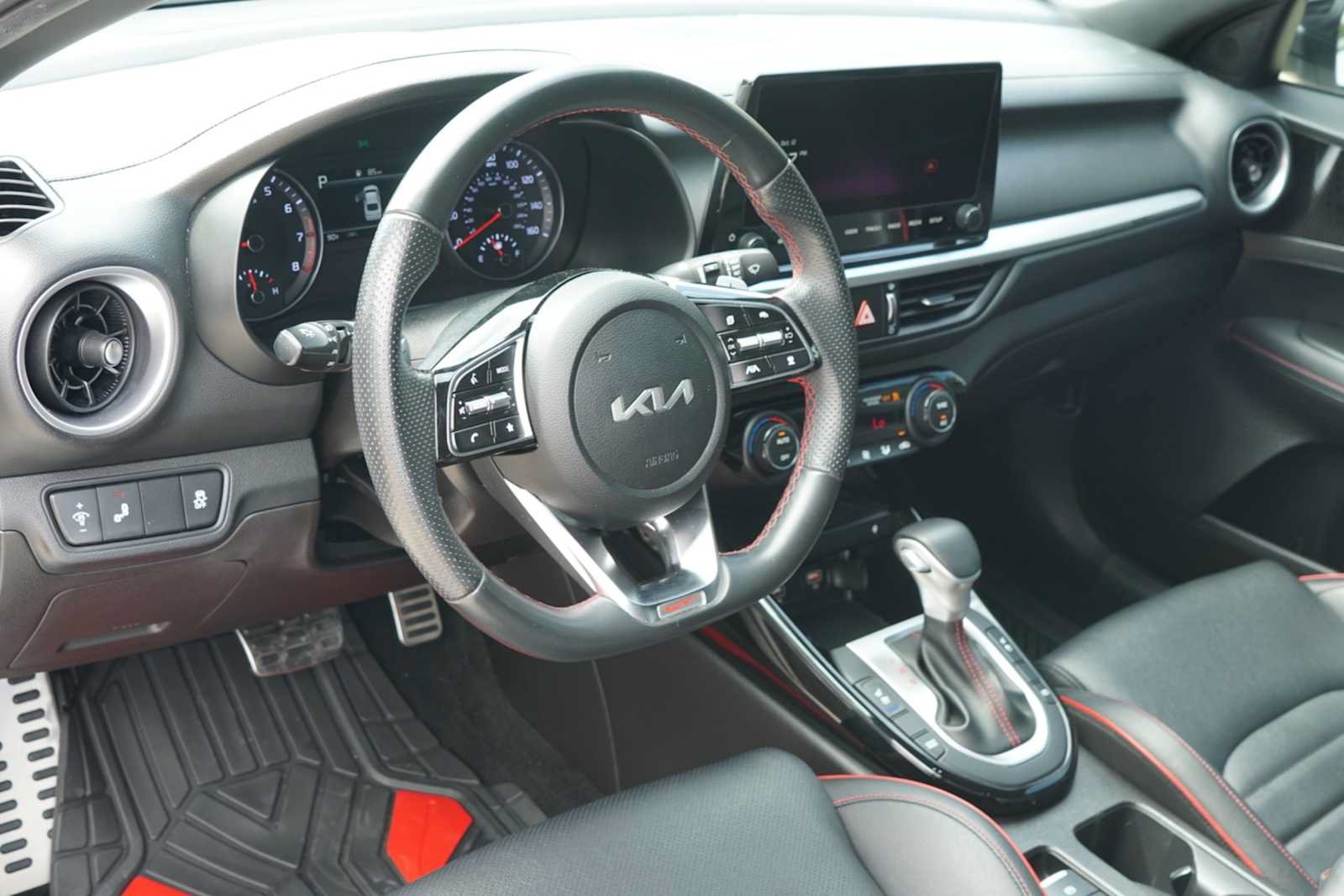 Certified 2023 Kia Forte GT w/ GT2 Package FWD image 7